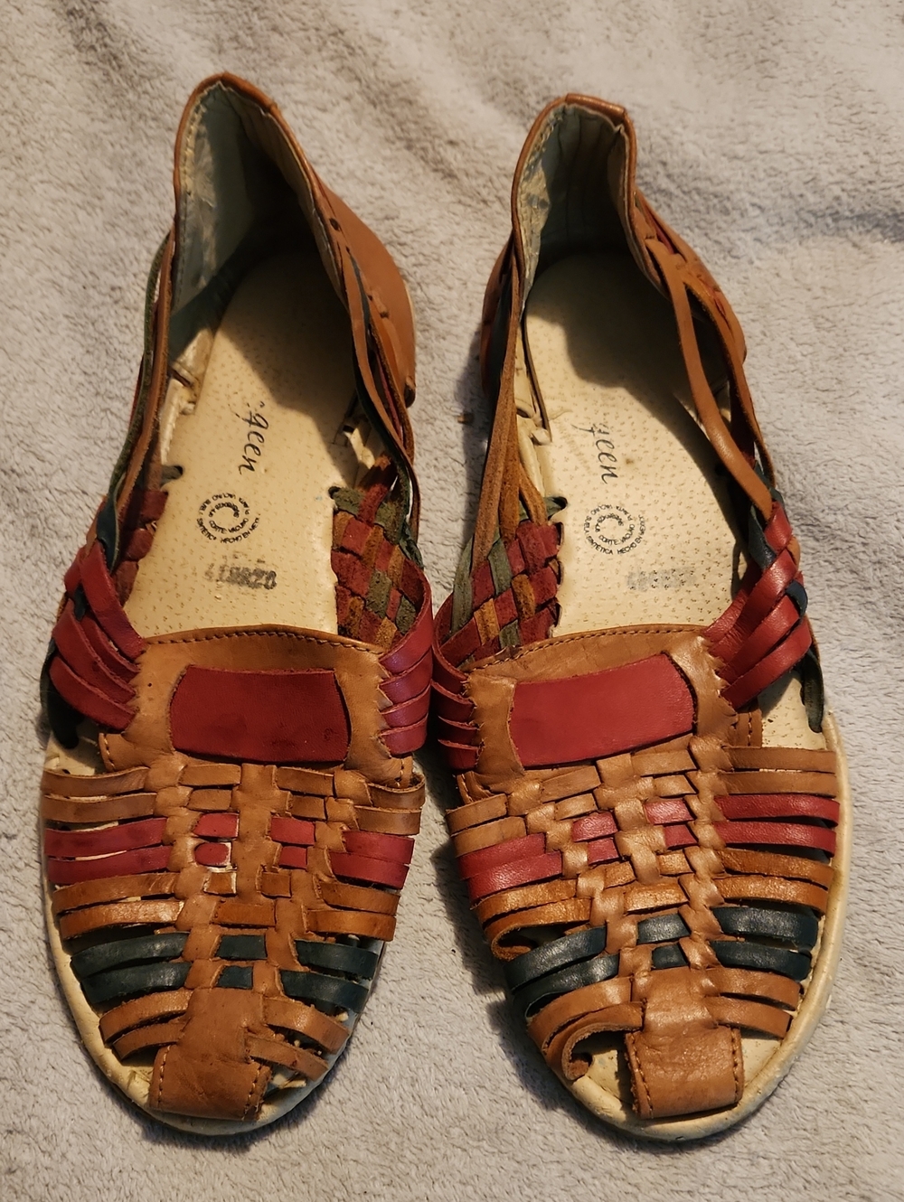 Woven Leather Huarache Flats in Tan & Red Sandals Shoes Very Soft.Comfort